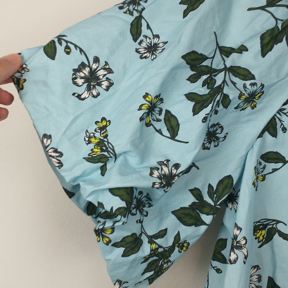 Maeve Light Blue Floral Puff Sleeve Button Front Blouse - Picture 7 of 10